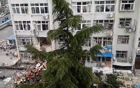 突發(fā)！青島一居民樓發(fā)生爆燃！已造1人死亡，7人受傷！3公里外有震感…