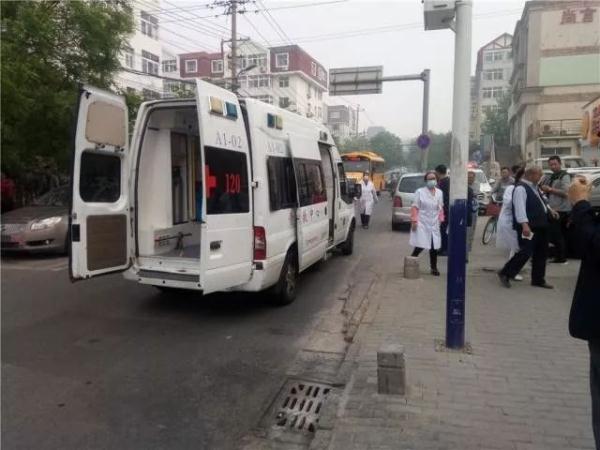 突發(fā)！青島一居民樓發(fā)生爆燃！已造1人死亡，7人受傷！3公里外有震感…